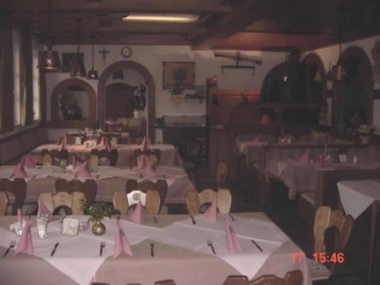 Landgasthof Zur Krone Krautheim Екстериор снимка